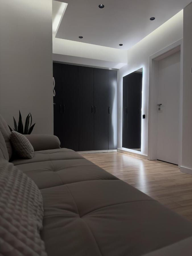 Ferienwohnung Ma Housing West Tower - 14Th, 13Th, 12Th, 9Th Floor Cluj-Napoca Exterior foto